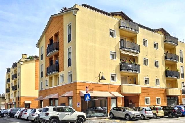Negozi in vendita
