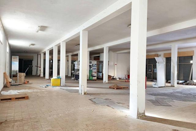 #19433 Complesso commerciale con cortile e pertinenze in vendita - foto 15