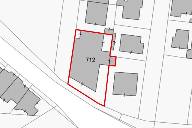 #19433 Complesso commerciale con cortile e pertinenze in vendita - foto 24