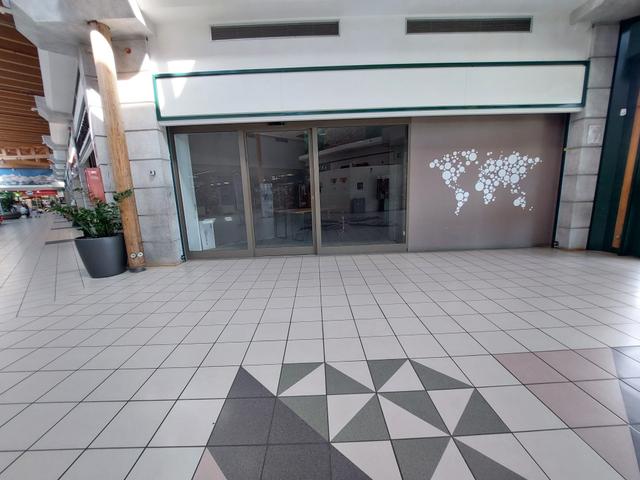 #25249 Negozio libero in centro commerciale San Ruffillo in vendita - foto 1