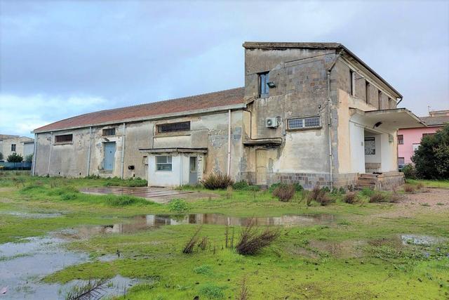 #19447 Complesso artigianale con cortile e pertinenze in vendita - foto 12