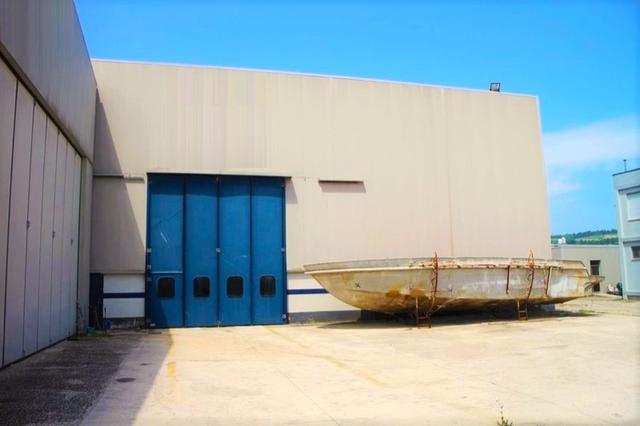 #2536000 Complesso artigianale con palazzina uffici in vendita - foto 5