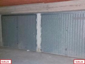 Garage in vendita