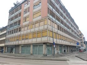 Uffici entro 500 mq in vendita