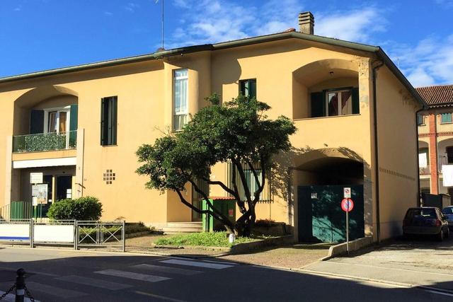 #19655 Ufficio/Negozio attualmente adibito ad istituto di credito in vendita - foto 2