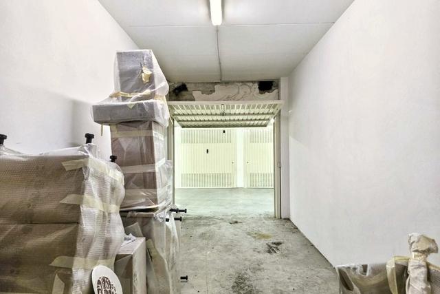 Garage in vendita