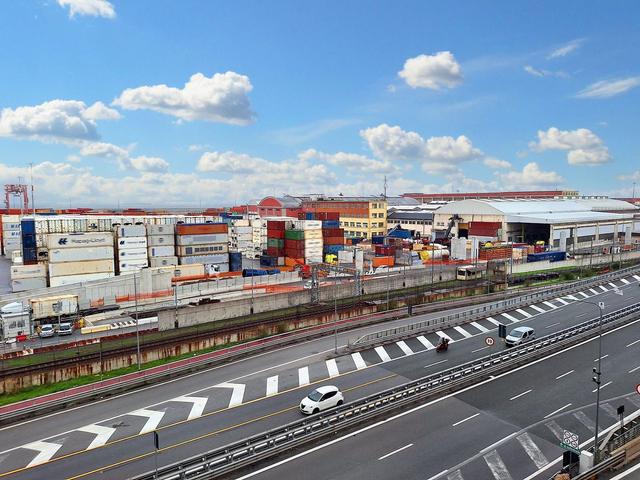 #23152 Ufficio fronte Porto a Genova Via Operai in vendita - foto 9