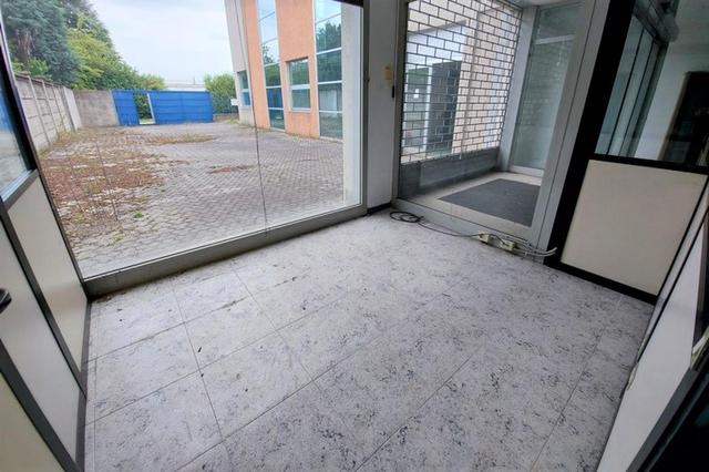 #14899 Capannone e corte in comparto artigianale in vendita - foto 10