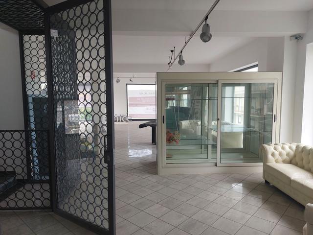 #2638725 Complesso commerciale su due piani in vendita - foto 39