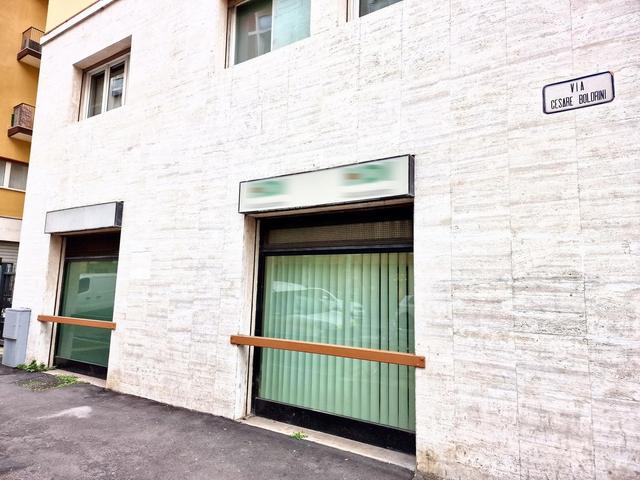 #22999 Ufficio al piano terra con archivio al seminterrato a reddito garantito in vendita - foto 7