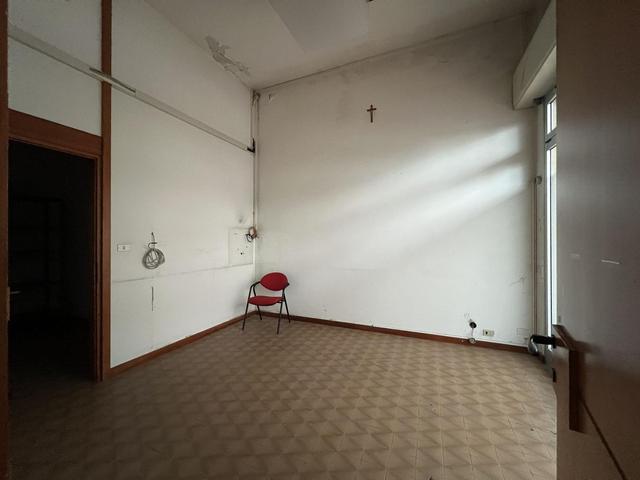 #24637 Ufficio / negozio sul lungomare in vendita - foto 4