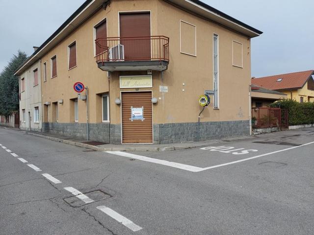 Negozi in vendita