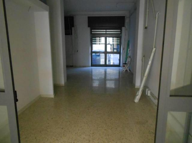 #2536550 Negozio in zona residenziale in vendita - foto 4