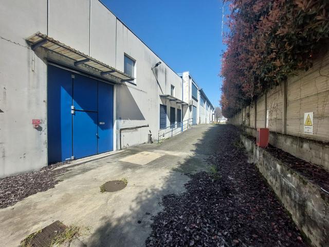 #2639020 Capannone con uffici e ampio piazzale in vendita - foto 6