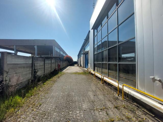 Stabilimenti produttivi in vendita