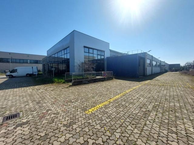 Stabilimenti produttivi in vendita