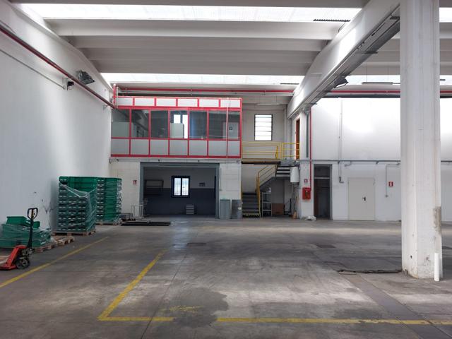 Stabilimenti produttivi in vendita