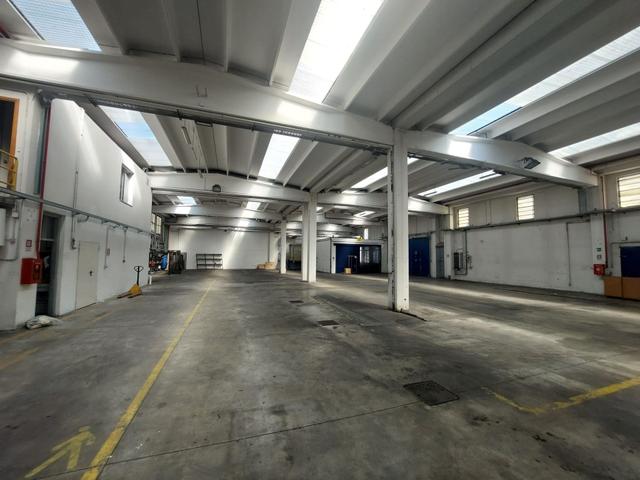 Stabilimenti produttivi in vendita