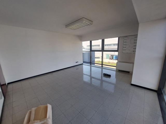 #2639020 Capannone con uffici e ampio piazzale in vendita - foto 38