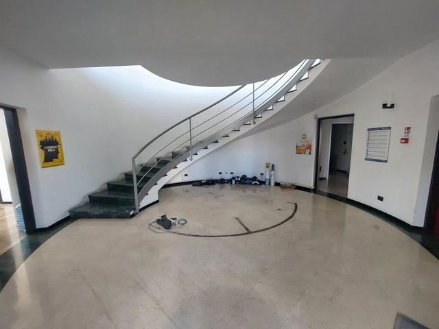 Stabilimenti produttivi in vendita