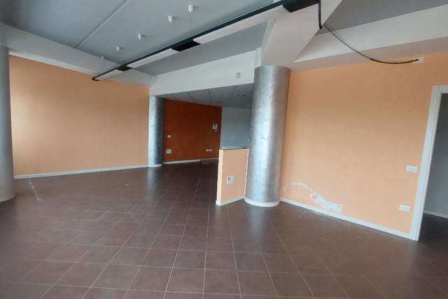 Edifici direzionali in vendita