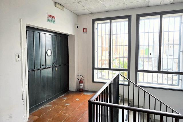 #24951 Porzione di capannone artigianale con corte in vendita - foto 5