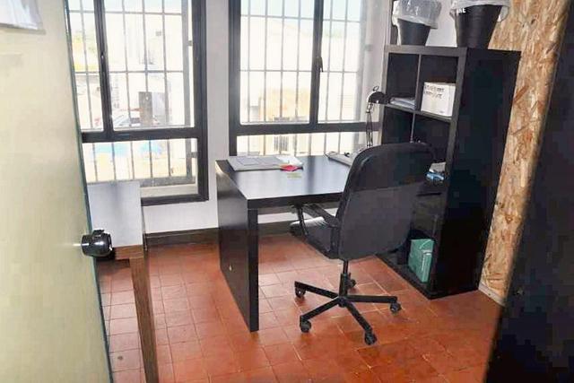 #24951 Porzione di capannone artigianale con corte in vendita - foto 4