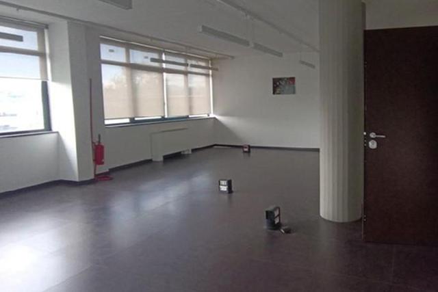 #25769 Ufficio al secondo piano in complesso commerciale in vendita - foto 7