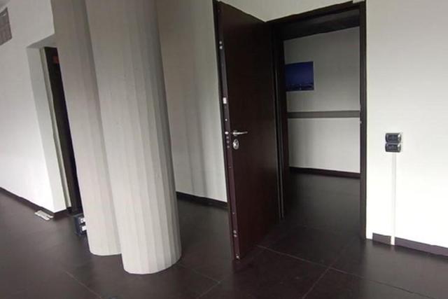 #25769 Ufficio al secondo piano in complesso commerciale in vendita - foto 9