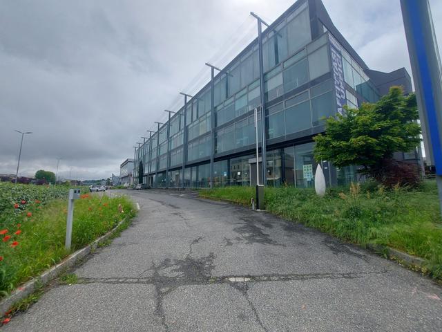 #25769 Ufficio al secondo piano in complesso commerciale in vendita - foto 13