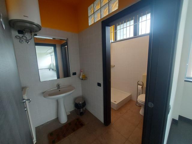 #25769 Ufficio al secondo piano in complesso commerciale in vendita - foto 9