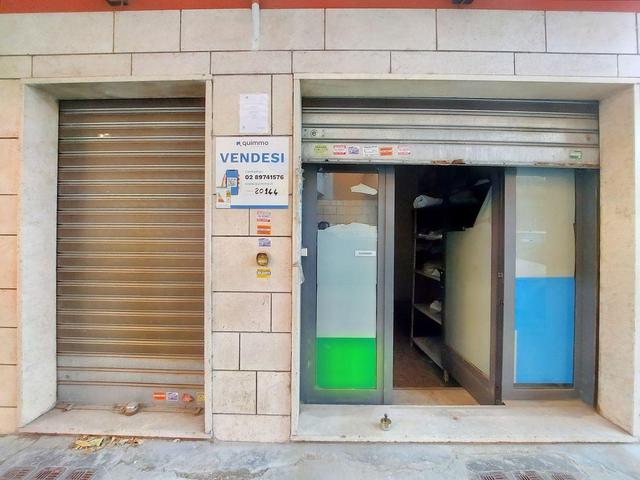 Negozi in vendita