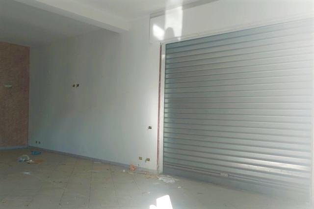 Negozi in vendita