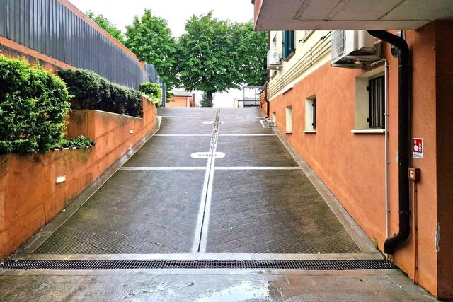 Garage in vendita