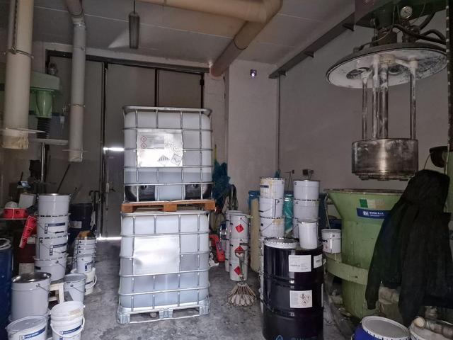 #24718 Laboratorio artigianale con corte in vendita - foto 7