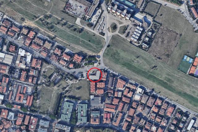 #26137 Negozio con parcheggio e cantina in complesso commerciale in vendita - foto 4