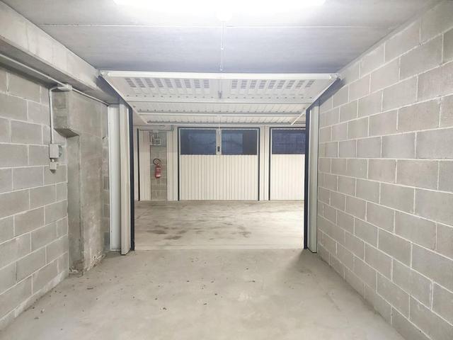 Garage in vendita