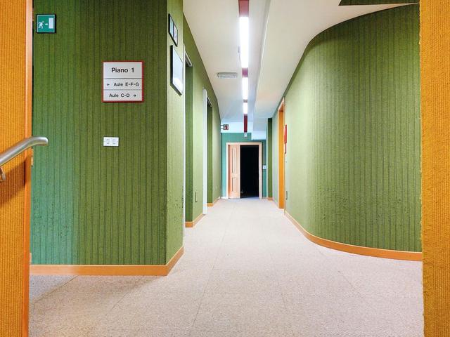 #21602 Fabbricato direzionale con residenza e servizi in vendita - foto 24