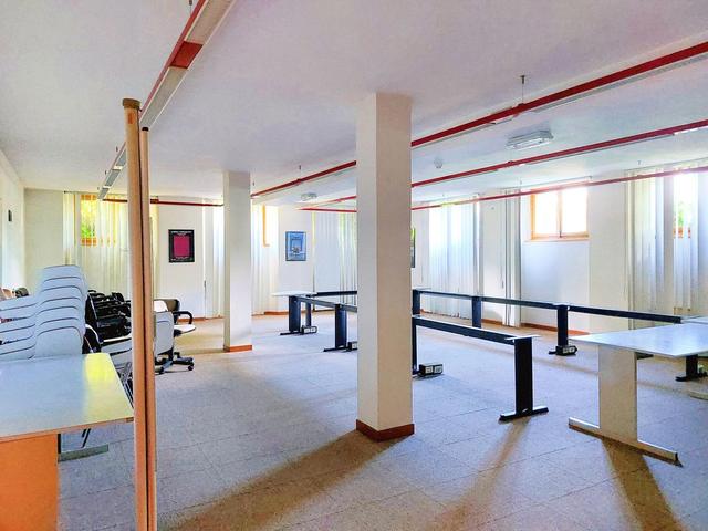 #21602 Fabbricato direzionale con residenza e servizi in vendita - foto 10