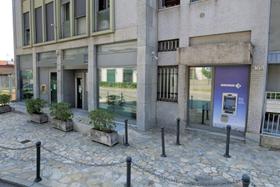 Banche in vendita