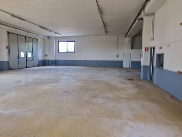 #2537038 Capannone artigianale in vendita - foto 4