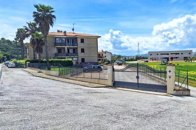 Posti auto in vendita