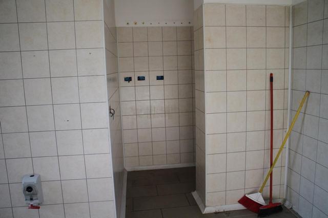 #11751 Locale commerciale con zona ristoro al piano terra in vendita - foto 38