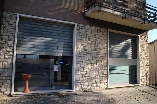 #11751 Locale commerciale con zona ristoro al piano terra in vendita - foto 44