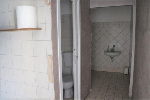 #11751 Locale commerciale con zona ristoro al piano terra in vendita - foto 11