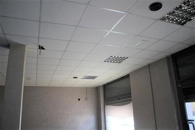 #11751 Locale commerciale con zona ristoro al piano terra in vendita - foto 2