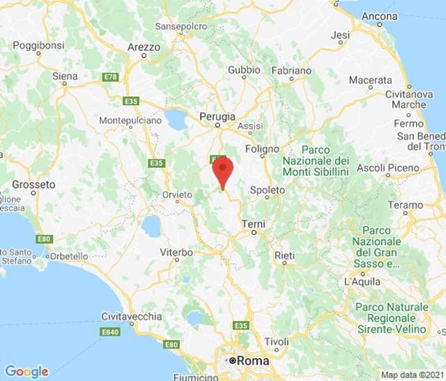 #11751 Locale commerciale con zona ristoro al piano terra in vendita - foto 49