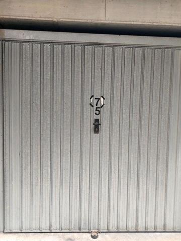 Garage in vendita