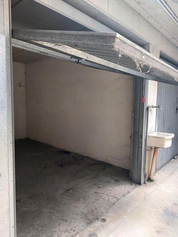 Garage in vendita
