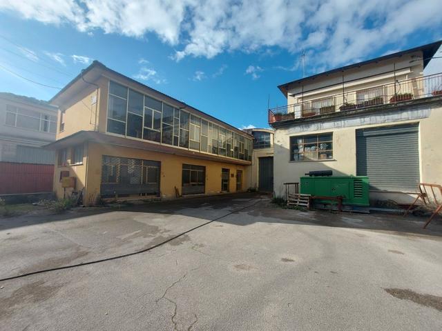 #2537439 Capannone industriale con uffici in vendita - foto 1